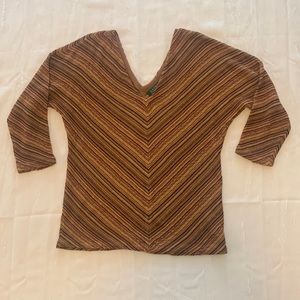 Lauren Ralph Lauren V-neck top. Size:M